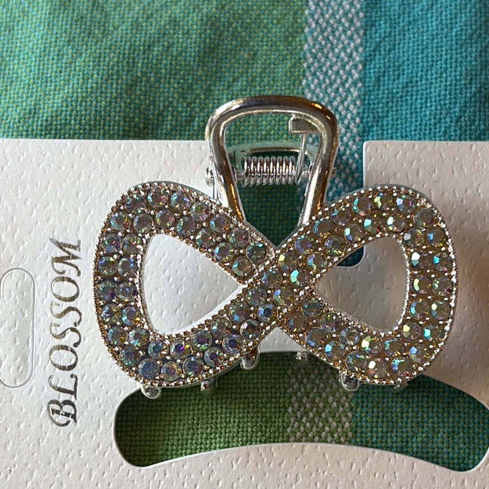 🧡 Blossom iridescent, Silver Infinity Hair Clip 🧡